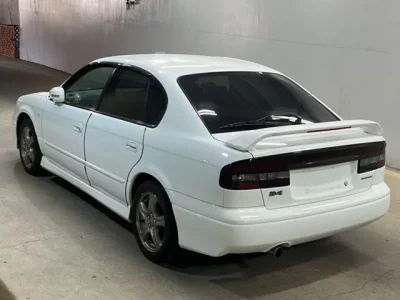 Subaru LEGACY B4