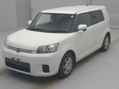Toyota COROLLA RUMION  с аукциона в Японии