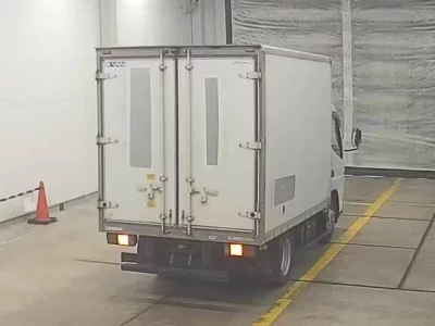 Mitsubishi CANTER  с аукциона в Японии