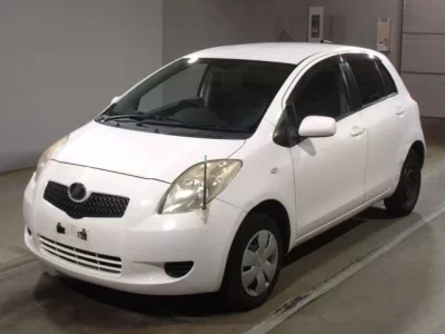 Toyota VITZ  с аукциона в Японии