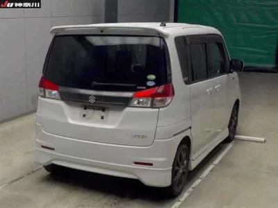 Suzuki SOLIO  с аукциона в Японии