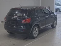 Nissan DUALIS лот № 1742 оценка 4  с аукциона в Японии 1