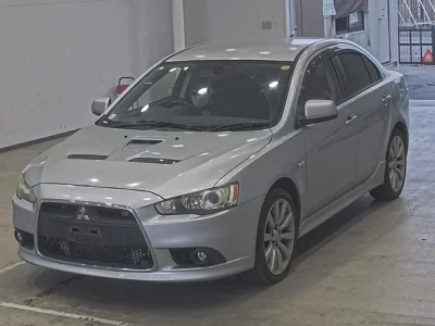 Mitsubishi GALANT FORTIS