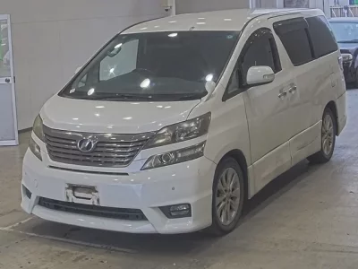 Toyota VELLFIRE  с аукциона в Японии