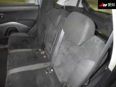 Mitsubishi OUTLANDER  с аукциона в Японии