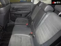 Mitsubishi OUTLANDER PHEV лот № 71189 оценка 4  с аукциона в Японии 3