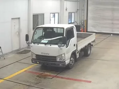 Isuzu ELF  с аукциона в Японии