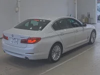 BMW 5-Series лот № 1755 оценка 4  с аукциона в Японии 1