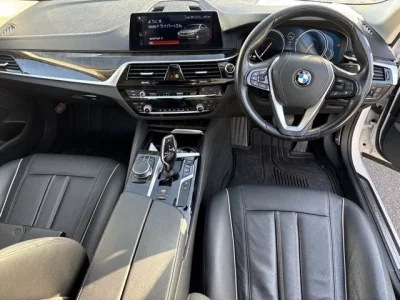 BMW 5-Series  с аукциона в Японии