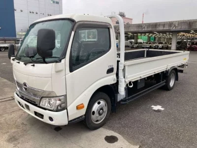Hino DUTRO  с аукциона в Японии