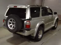 Toyota HILUX SURF лот № 109 оценка 3  с аукциона в Японии 1