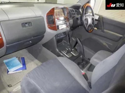 Mitsubishi PAJERO  с аукциона в Японии