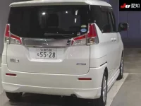 Mitsubishi DELICA D2 лот № 71201 оценка 4  с аукциона в Японии 7