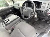 Toyota HIACE VAN лот № 1767 оценка RA  с аукциона в Японии 3