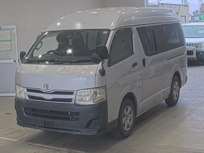Toyota HIACE VAN  с аукциона в Японии