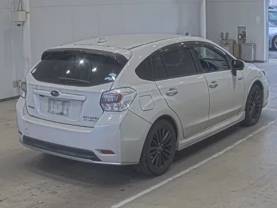 Subaru IMPREZA  с аукциона в Японии