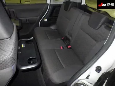 Mitsubishi DELICA D2