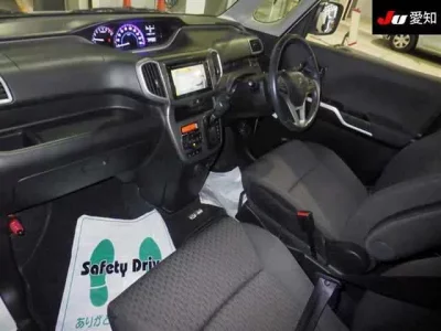 Mitsubishi DELICA D2