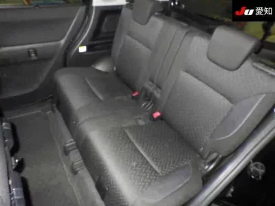 Mitsubishi DELICA D2