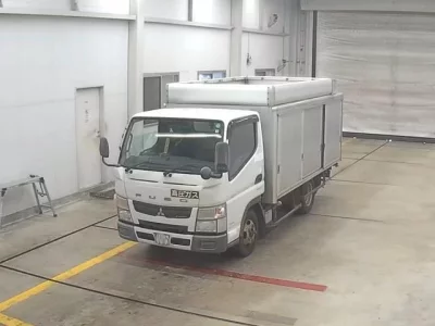 Mitsubishi CANTER  с аукциона в Японии