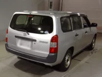 Toyota SUCCEED лот № 62024 оценка 3  с аукциона в Японии 1