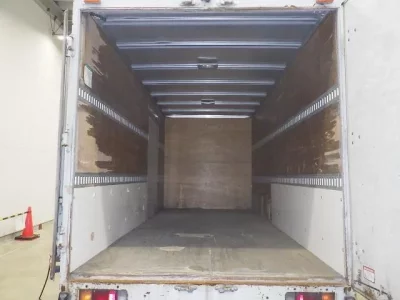 Isuzu ELF  с аукциона в Японии