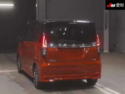 Mitsubishi DELICA D2  с аукциона в Японии