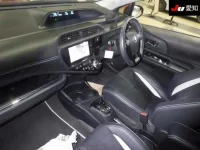 Toyota AQUA лот № 3004 оценка 4  с аукциона в Японии 2