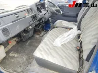 Toyota TOYOACE лот № 7003 оценка 3  с аукциона в Японии 2