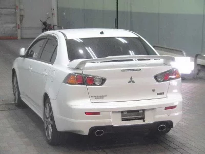 Mitsubishi GALANT FORTIS