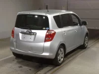 Toyota RACTIS лот № 4150 оценка R  с аукциона в Японии 1