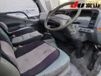 Mitsubishi CANTER лот № 7006 оценка R  с аукциона в Японии 5