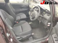 Toyota WISH лот № 1002 оценка 4  с аукциона в Японии 5