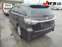 Toyota WISH лот № 1002 оценка 4  с аукциона в Японии 1
