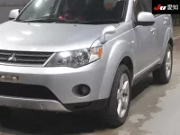 Mitsubishi OUTLANDER лот № 71236 оценка 3.5  с аукциона в Японии 6