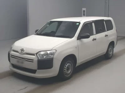 Toyota PROBOX  с аукциона в Японии