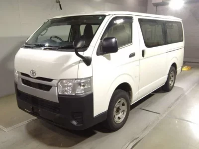 Toyota HIACE VAN  с аукциона в Японии