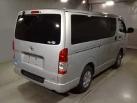 Toyota REGIUS ACE VAN лот № 62047 оценка 3  с аукциона в Японии 1