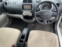 Toyota PASSO лот № 1820 оценка 3.5  с аукциона в Японии 3
