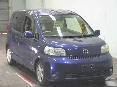 Toyota PORTE  с аукциона в Японии