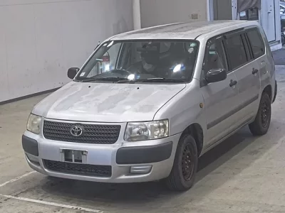Toyota SUCCEED  с аукциона в Японии