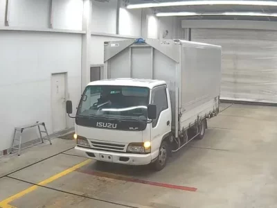 Isuzu ELF  с аукциона в Японии
