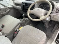 Toyota DYNA лот № 1843 оценка 3.5  с аукциона в Японии 3