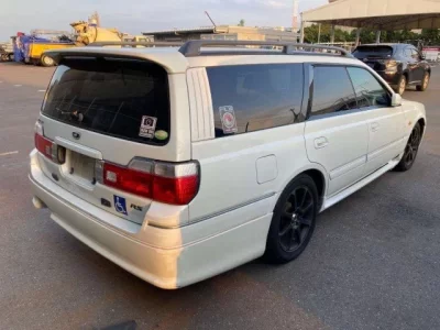 Nissan STAGEA