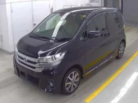 Nissan DAYZ лот № 3048 оценка 3  с аукциона в Японии 2