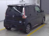 Nissan DAYZ лот № 3048 оценка 3  с аукциона в Японии 3