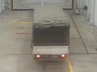 Toyota DYNA лот № 3006 оценка 3  с аукциона в Японии 2