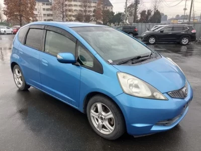 Honda FIT  с аукциона в Японии