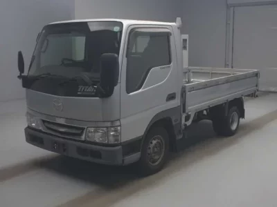 Mazda TITAN  с аукциона в Японии