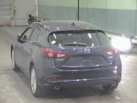 Mazda AXELA лот № 2117 оценка 3.5  с аукциона в Японии 1